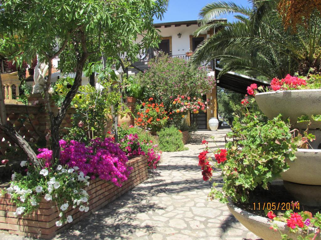 Agriturismo Reggia Saracena Villa Agrigento Exterior photo